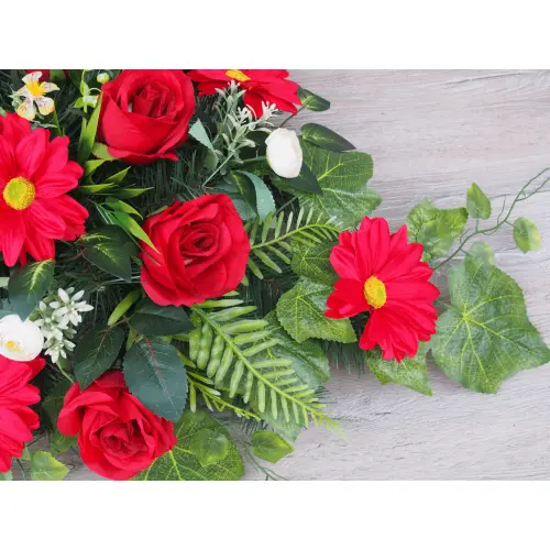 Czerwona gerbera z różą stroik + bukiet do wazonu